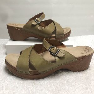 DANSKO Women’s Olive Platform Sandals 41 EU 11 US